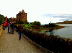 Petit_140828_eilean_donan_pont_668