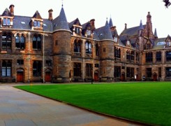 Petit_140830_universitat_glasgow_686