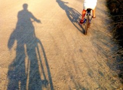 Petit_140913_ombres_bici_071